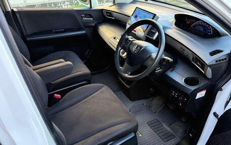 Honda Freed I, 2012 год, 1 050 000 рублей, 11 фотография