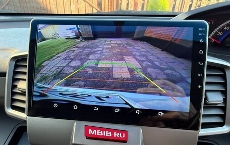 Honda Freed I, 2012 год, 1 050 000 рублей, 22 фотография