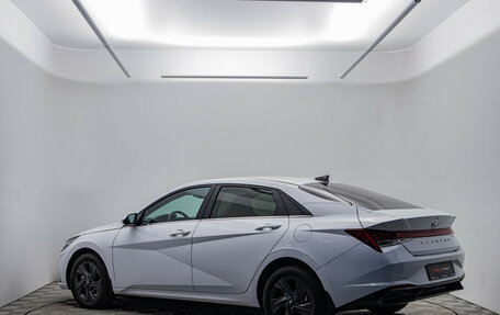 Hyundai Elantra, 2021 год, 2 190 000 рублей, 3 фотография