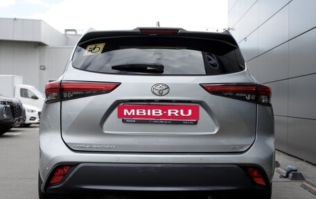 Toyota Highlander, 2021 год, 4 449 000 рублей, 4 фотография
