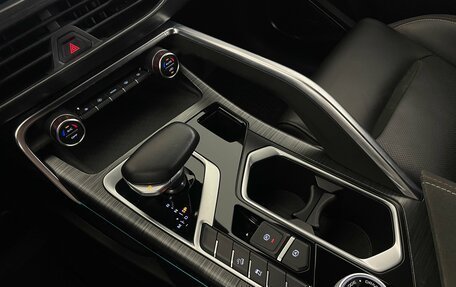 Geely Tugella FY11, 2023 год, 2 820 000 рублей, 23 фотография