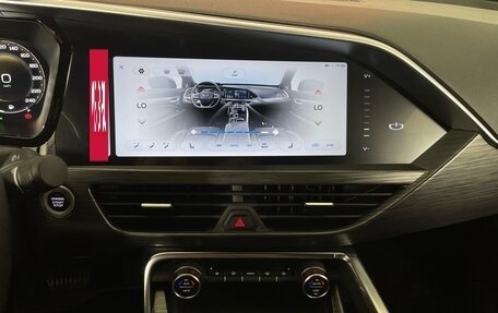 Geely Tugella FY11, 2023 год, 2 820 000 рублей, 20 фотография