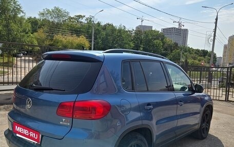 Volkswagen Tiguan I, 2011 год, 1 075 000 рублей, 3 фотография