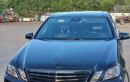 Mercedes-Benz E-Класс, 2012 год, 1 600 000 рублей, 1 фотография