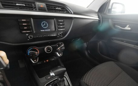 KIA Rio IV, 2018 год, 1 350 000 рублей, 14 фотография