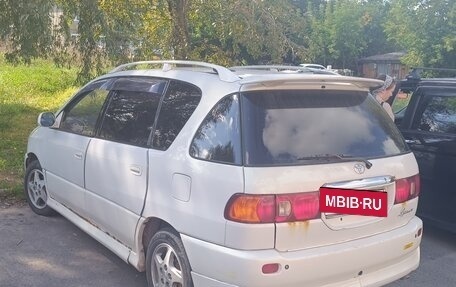Toyota Ipsum II, 1998 год, 390 000 рублей, 3 фотография