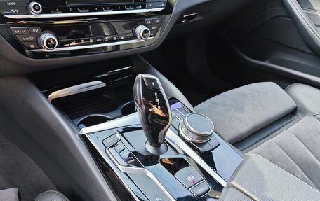 BMW 5 серия, 2017 год, 3 620 000 рублей, 23 фотография