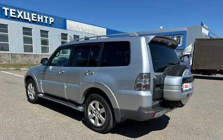 Mitsubishi Pajero IV, 2007 год, 1 300 000 рублей, 8 фотография