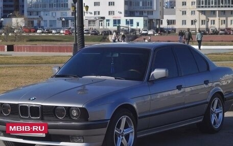 BMW 5 серия, 1989 год, 800 000 рублей, 5 фотография