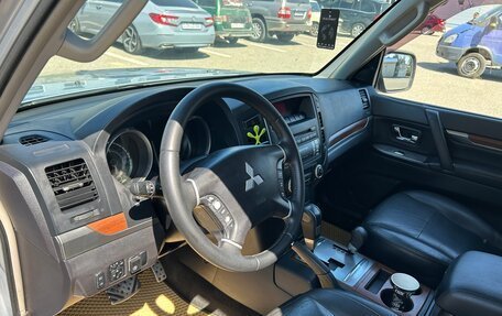 Mitsubishi Pajero IV, 2007 год, 1 300 000 рублей, 14 фотография