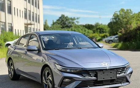 Hyundai Elantra, 2026 год, 2 100 000 рублей, 2 фотография