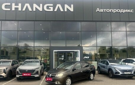 Renault Logan II, 2016 год, 890 000 рублей, 1 фотография