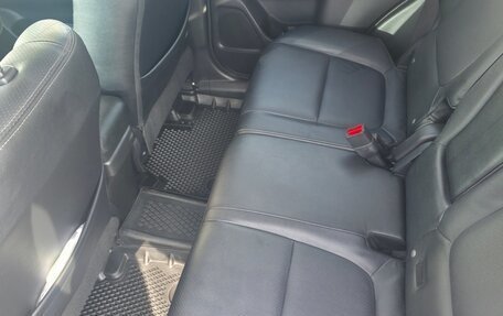 Mitsubishi Outlander III рестайлинг 3, 2017 год, 2 100 000 рублей, 15 фотография