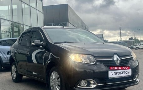 Renault Logan II, 2016 год, 890 000 рублей, 3 фотография