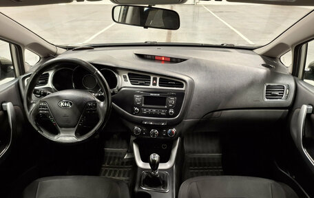 KIA cee'd III, 2013 год, 890 000 рублей, 18 фотография