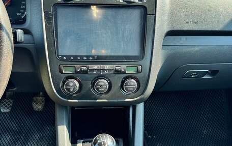 Volkswagen Golf V, 2005 год, 280 000 рублей, 3 фотография