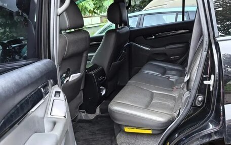 Toyota Land Cruiser Prado 120 рестайлинг, 2008 год, 1 200 000 рублей, 4 фотография