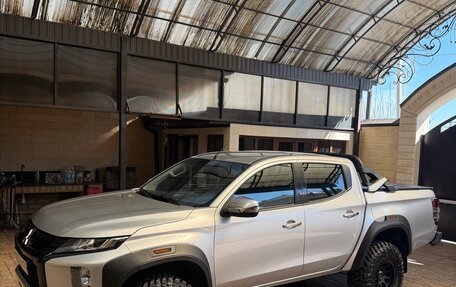 Mitsubishi L200 IV рестайлинг, 2019 год, 3 700 000 рублей, 1 фотография