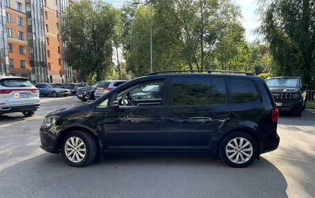 Volkswagen Touran III, 2011 год, 850 000 рублей, 9 фотография