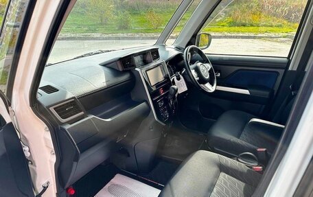 Toyota Roomy I, 2019 год, 1 100 000 рублей, 10 фотография