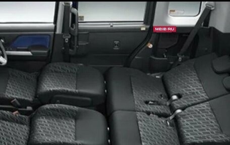Toyota Roomy I, 2019 год, 1 100 000 рублей, 20 фотография