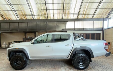 Mitsubishi L200 IV рестайлинг, 2019 год, 3 700 000 рублей, 3 фотография