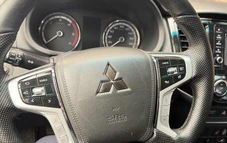 Mitsubishi L200 IV рестайлинг, 2019 год, 3 700 000 рублей, 14 фотография