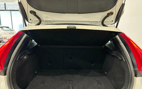 Volvo V40 Cross Country I, 2013 год, 1 049 000 рублей, 10 фотография