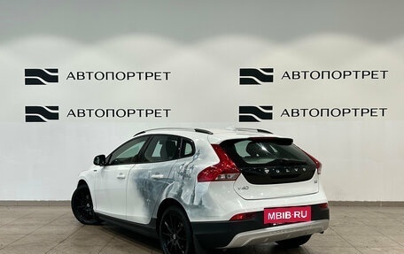 Volvo V40 Cross Country I, 2013 год, 1 049 000 рублей, 3 фотография