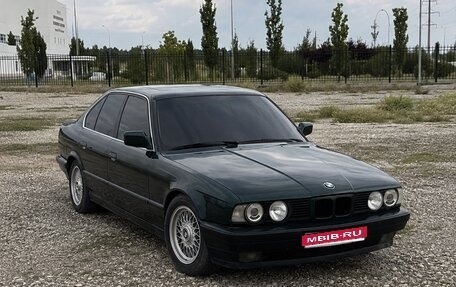 BMW 5 серия, 1993 год, 550 000 рублей, 1 фотография