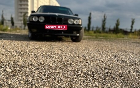 BMW 5 серия, 1993 год, 550 000 рублей, 6 фотография