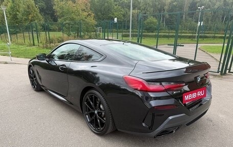BMW 8 серия, 2021 год, 9 700 000 рублей, 4 фотография