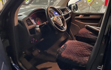 Volkswagen Caravelle T6 рестайлинг, 2017 год, 4 600 000 рублей, 10 фотография