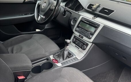 Volkswagen Passat B7, 2011 год, 650 000 рублей, 5 фотография