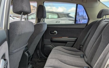 Nissan Tiida, 2004 год, 370 000 рублей, 21 фотография