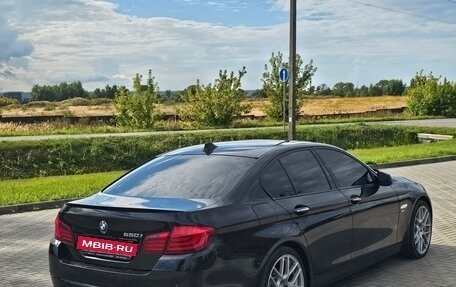 BMW 5 серия, 2011 год, 1 600 000 рублей, 5 фотография