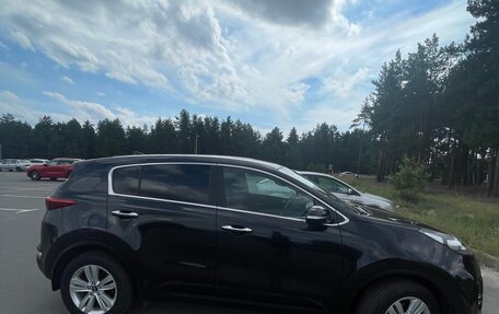 KIA Sportage IV рестайлинг, 2018 год, 2 000 000 рублей, 2 фотография