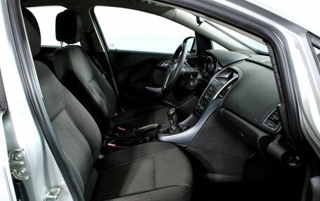 Opel Astra J, 2013 год, 725 000 рублей, 14 фотография