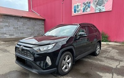 Toyota RAV4, 2021 год, 3 650 000 рублей, 1 фотография