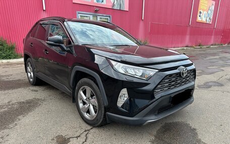 Toyota RAV4, 2021 год, 3 650 000 рублей, 3 фотография