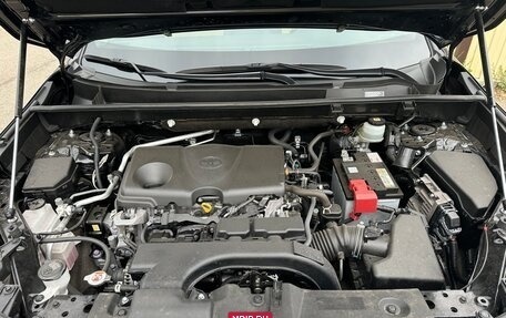 Toyota RAV4, 2021 год, 3 650 000 рублей, 7 фотография