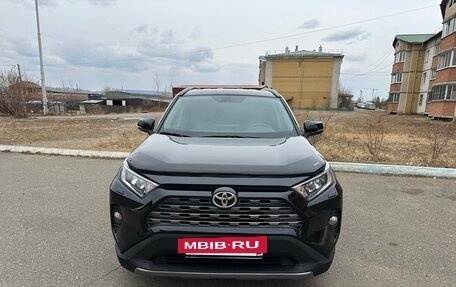 Toyota RAV4, 2021 год, 3 650 000 рублей, 13 фотография