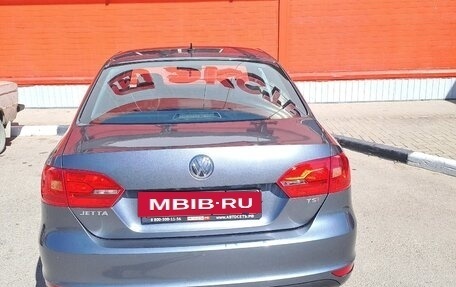 Volkswagen Jetta VI, 2012 год, 900 000 рублей, 3 фотография