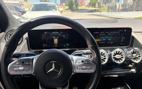Mercedes-Benz GLA, 2020 год, 3 300 000 рублей, 9 фотография