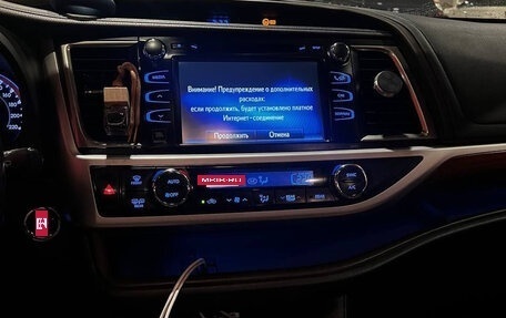 Toyota Highlander III, 2019 год, 4 100 000 рублей, 9 фотография