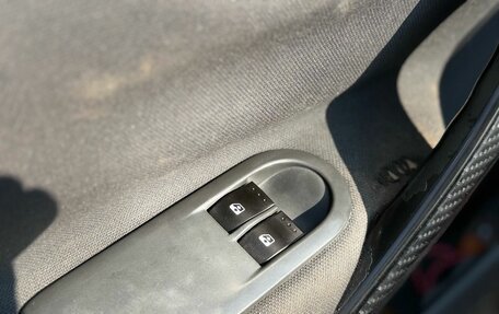 Renault Megane II, 2006 год, 300 000 рублей, 20 фотография