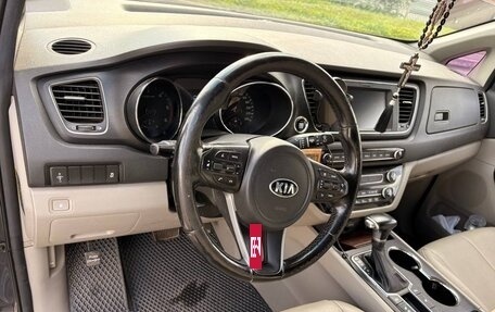 KIA Carnival III, 2019 год, 2 690 000 рублей, 15 фотография