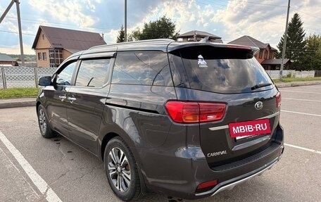 KIA Carnival III, 2019 год, 2 690 000 рублей, 4 фотография