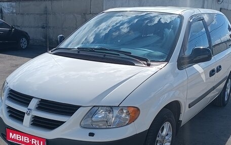 Chrysler Voyager IV, 2002 год, 797 000 рублей, 1 фотография