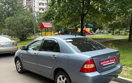 Toyota Corolla, 2004 год, 490 000 рублей, 2 фотография